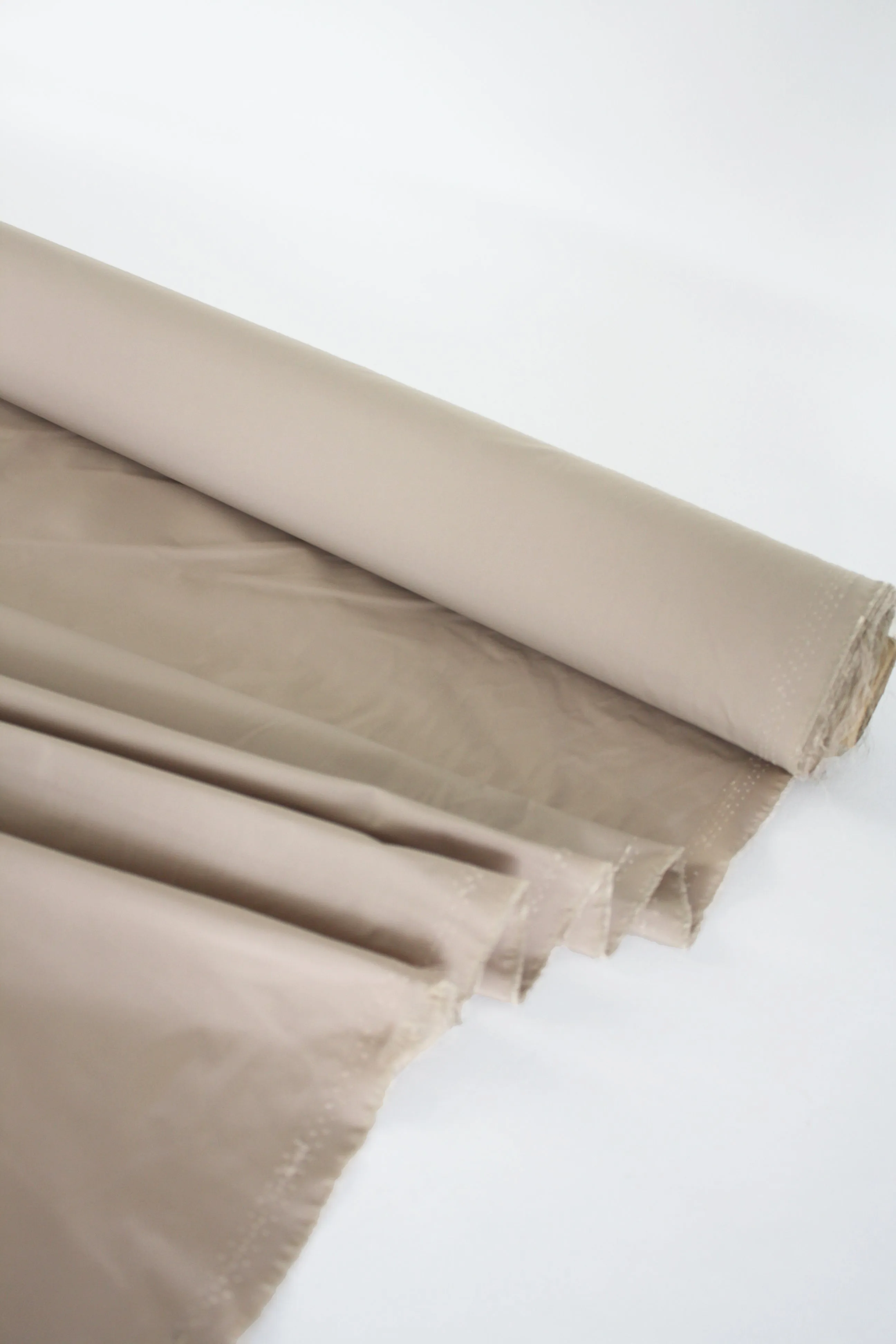 Aqua - Memory Yarn Taffeta | Deep Alabaster