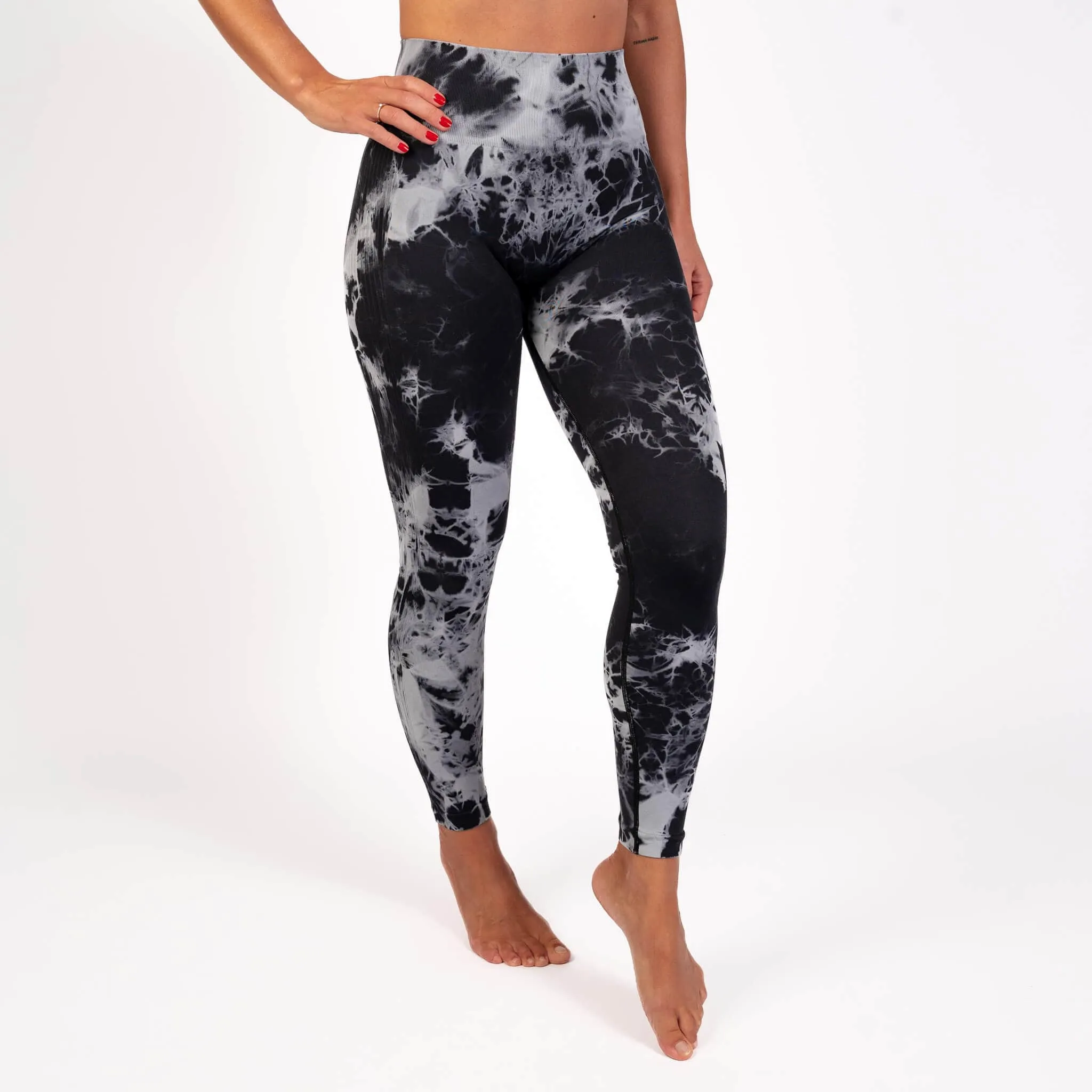 Black Tie Dye Seamless Tights