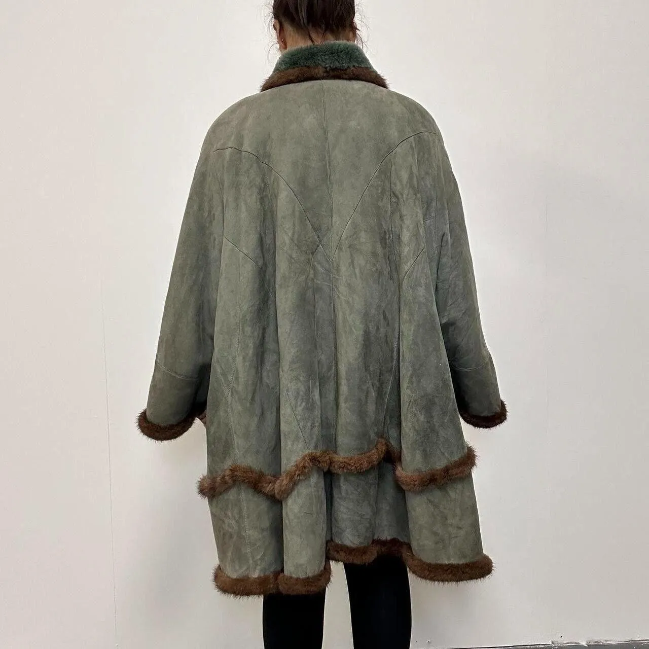 Confezioni in Pelle Sheepskin Shealing Suede Green Coat UK 16