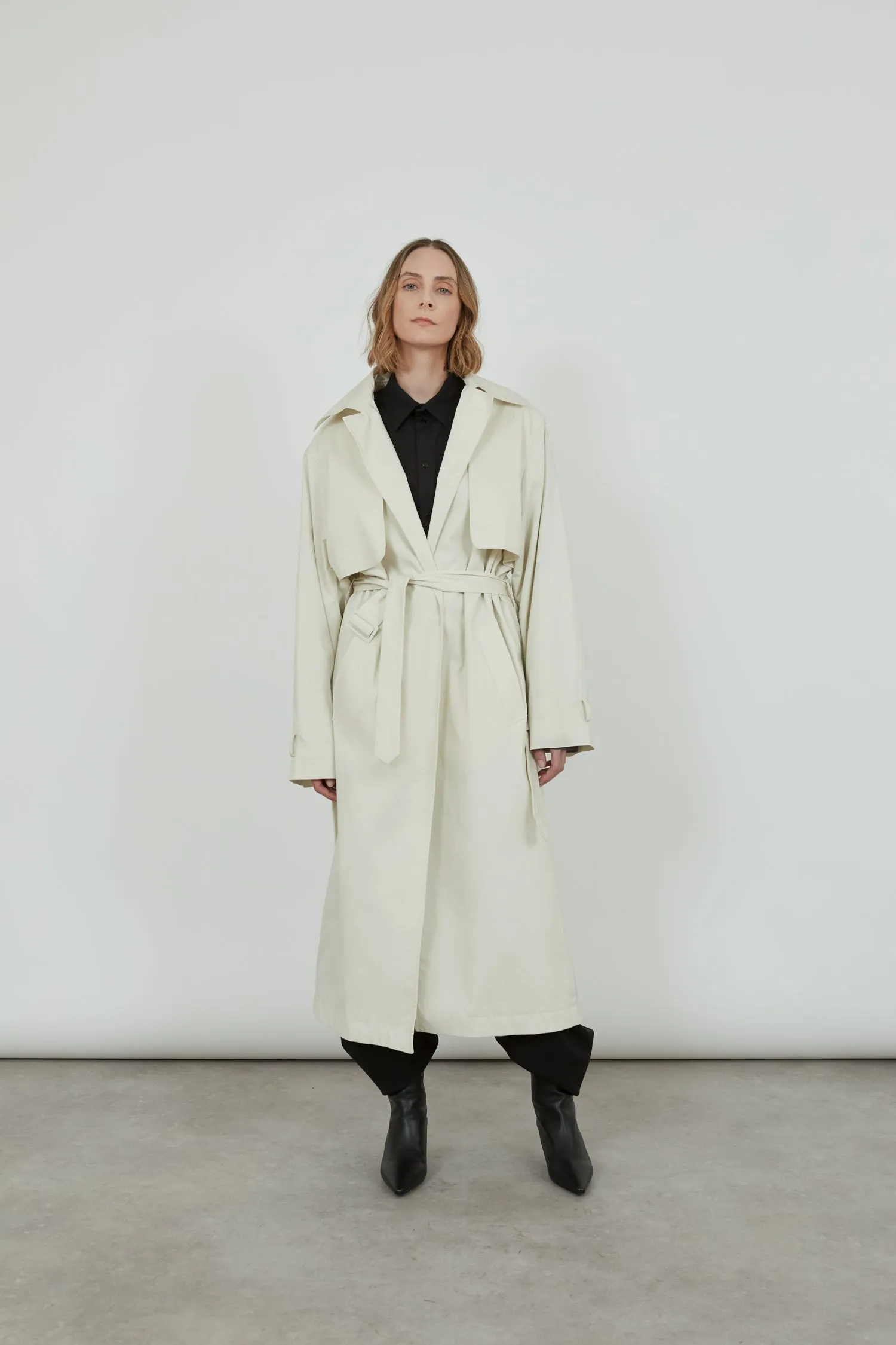 Evelyn coat | Off white - Water repellent cotton