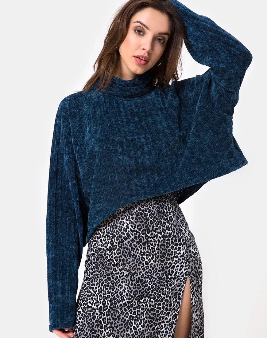 Evie Cropped Sweatshirt in Chenille Blue