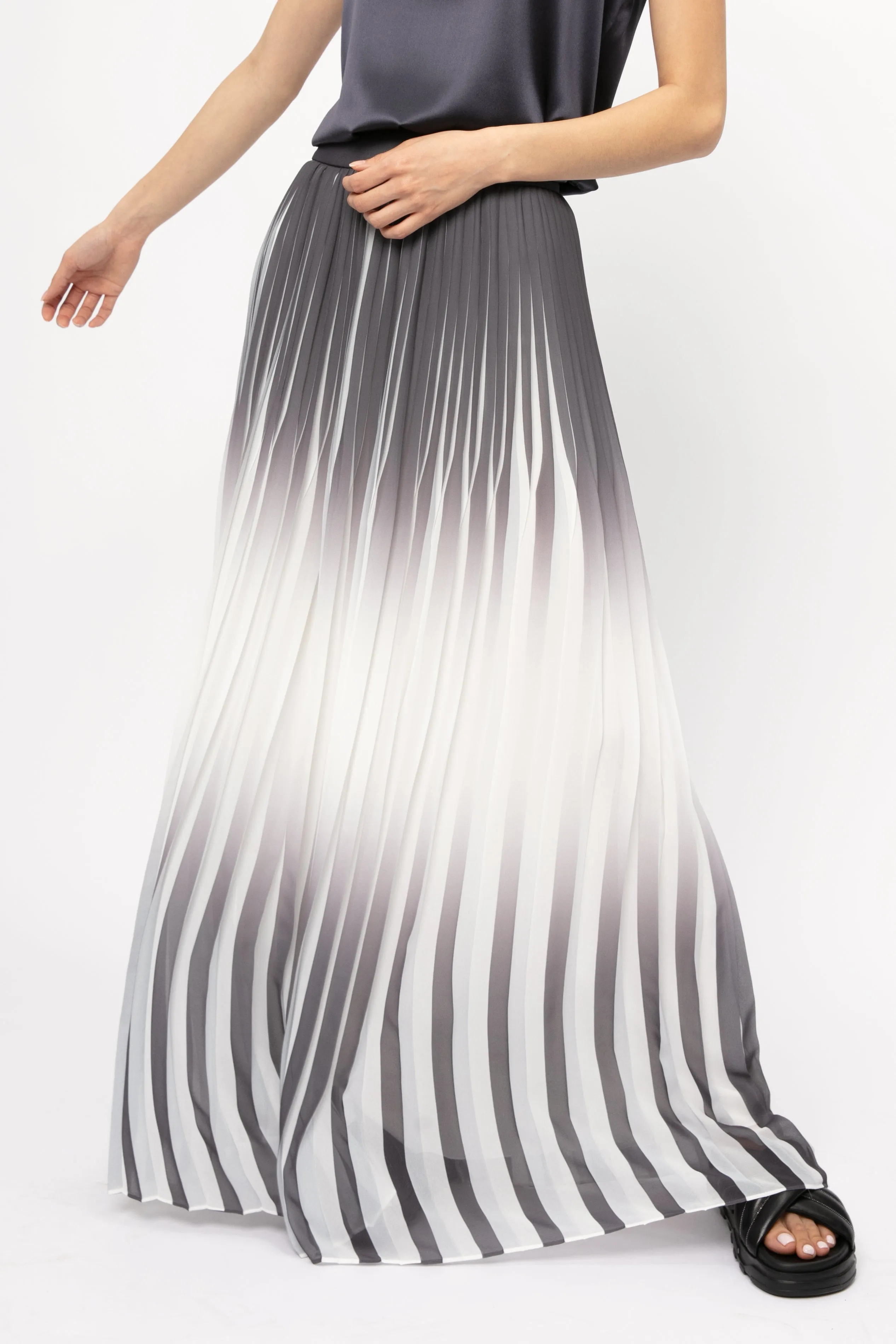 Maxi Plissé Skirt in White and Shadow Blue