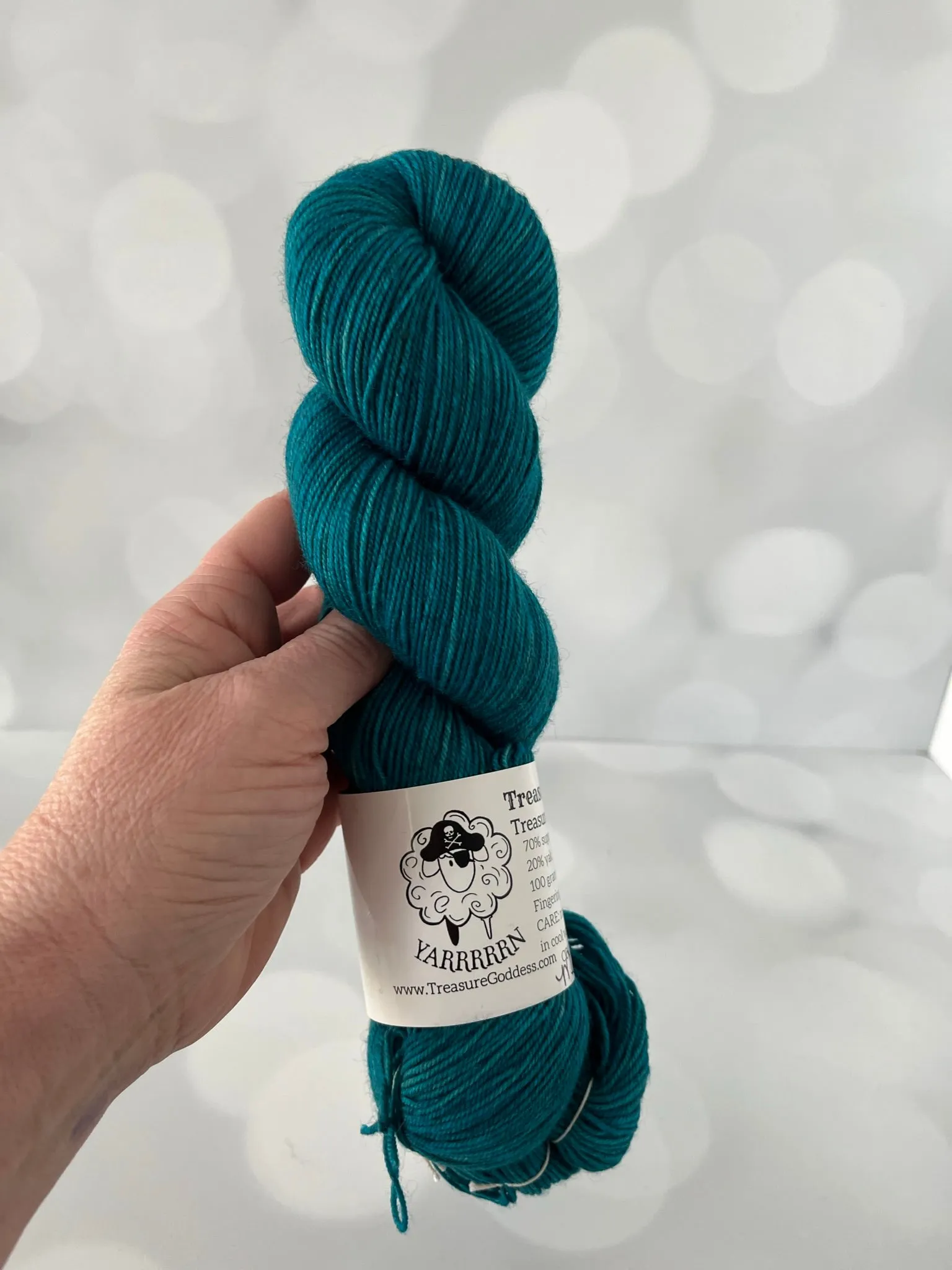 Mermaid’s Curse, Treasured Yak Toes Sock Yarn, teal turquoise yarn