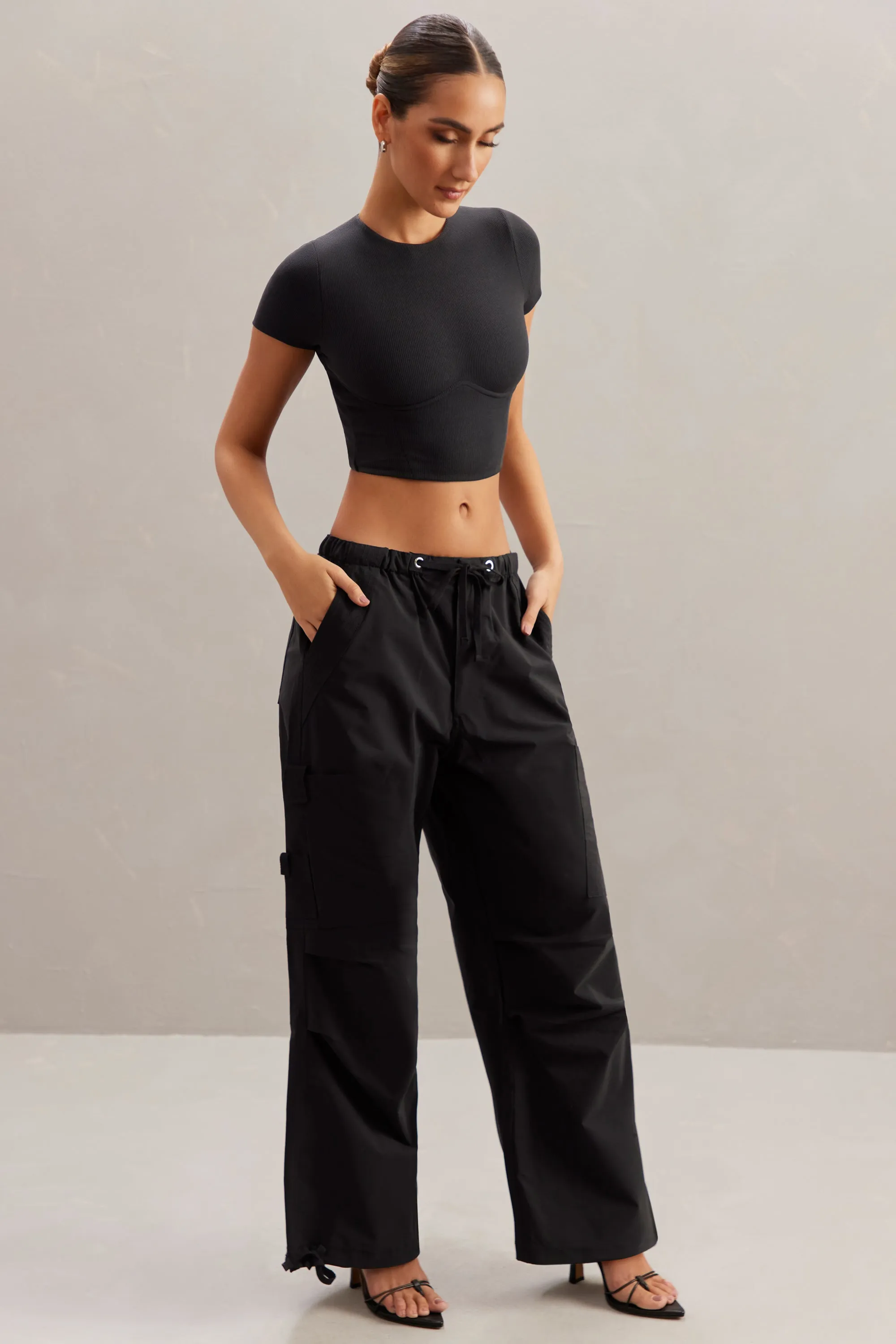 Petite Wide Leg Cargo Trousers in Black