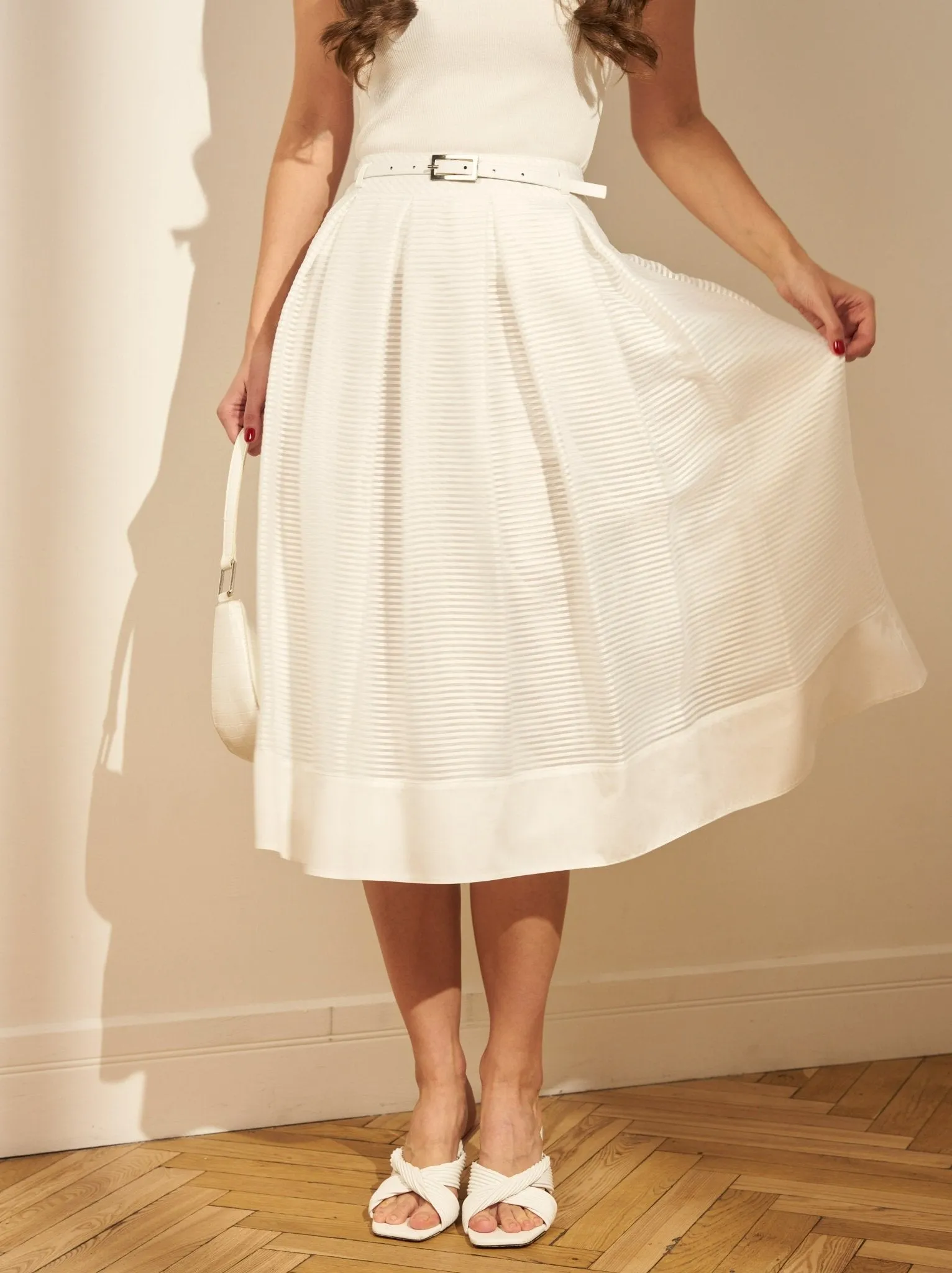 Pleated White Fluffy Midi Skirt with Belt