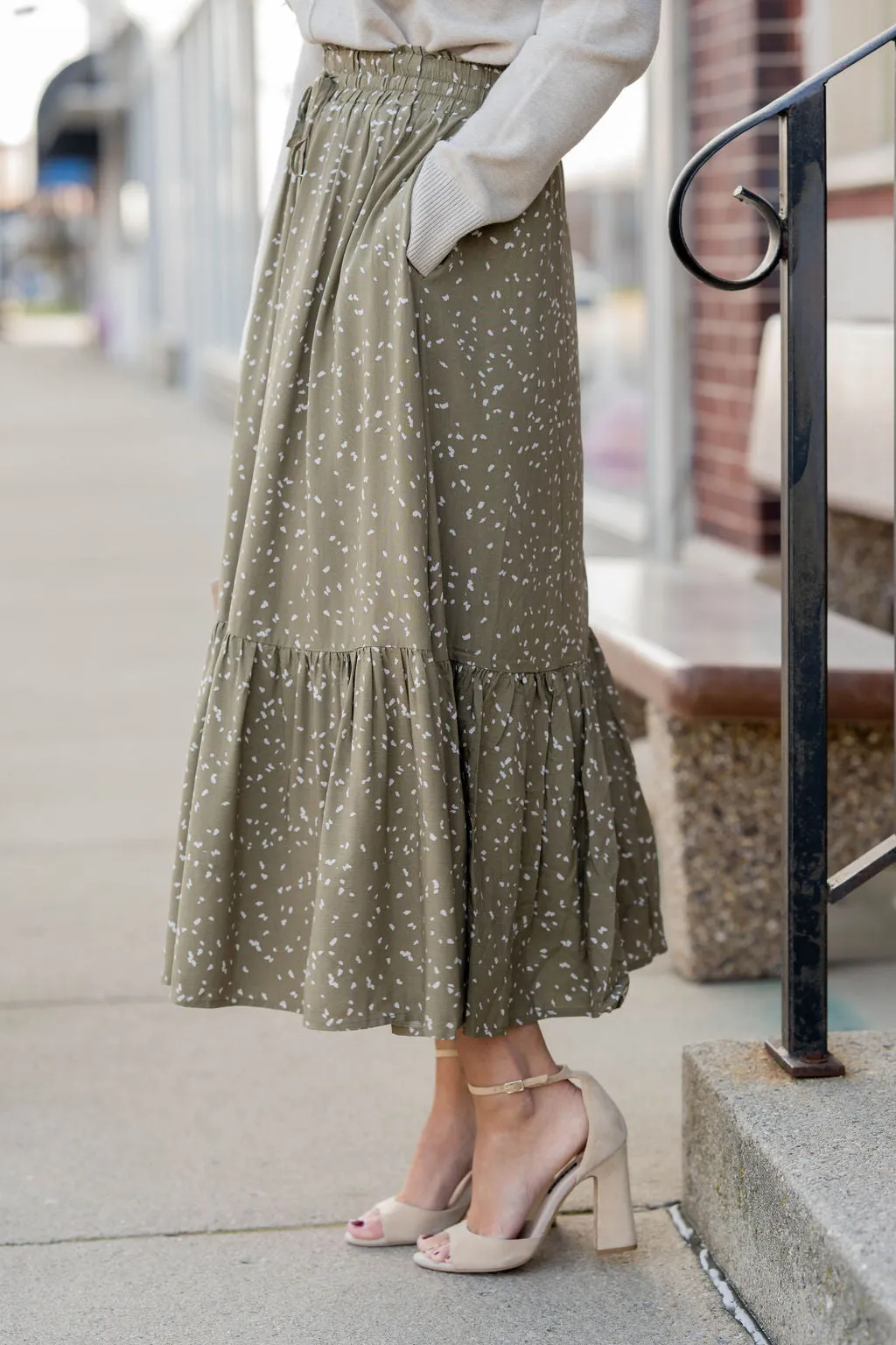 Speckled Ruffle Bottom Maxi Skirt